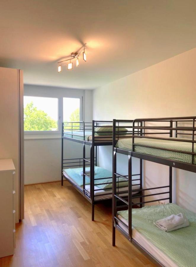 Near Lake Two Bedroom Fully Furnished Apartment Wien Eksteriør bilde